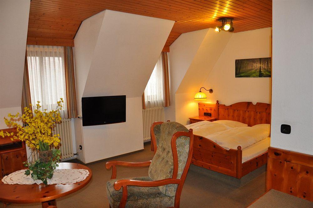 Gaestehaus Becher Donzdorf Exterior foto